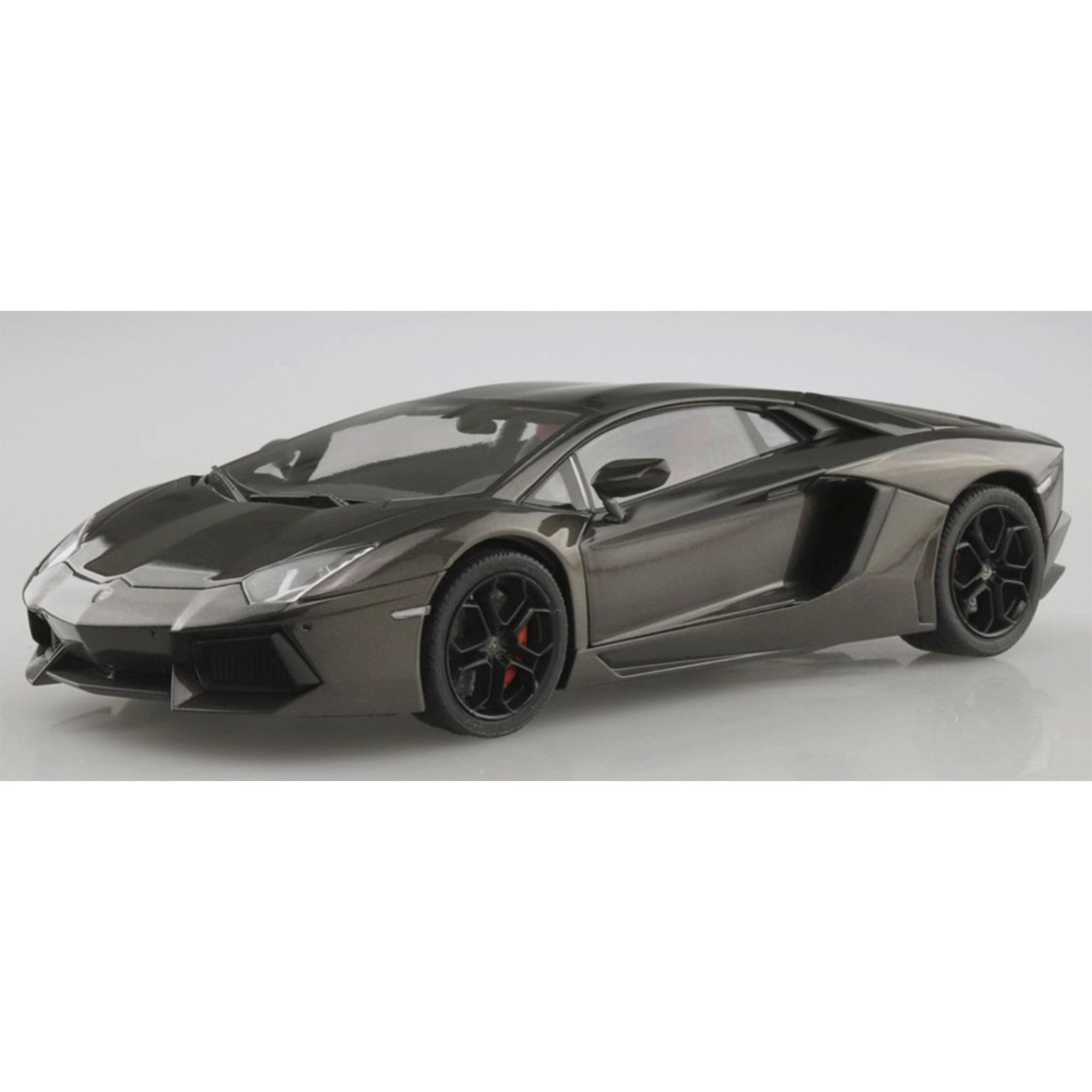 Lamborghini 1/24 Aventador LP700-4  Model Kit