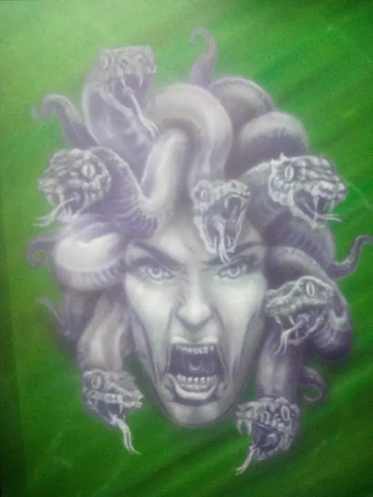 Air Shot Stencil: Medusa - Urbanlystore