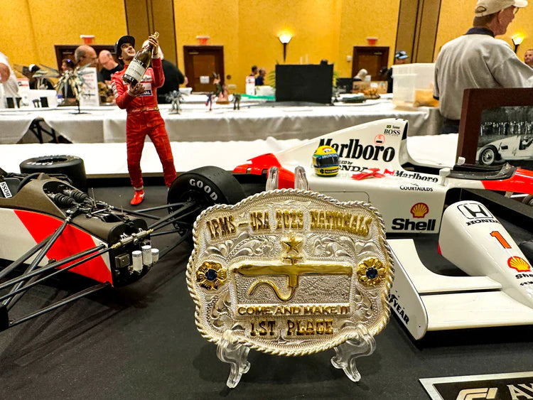 How to Paint SCALE CARS - hard cover book with step-by-step on painting model cars. - Urbanlystore