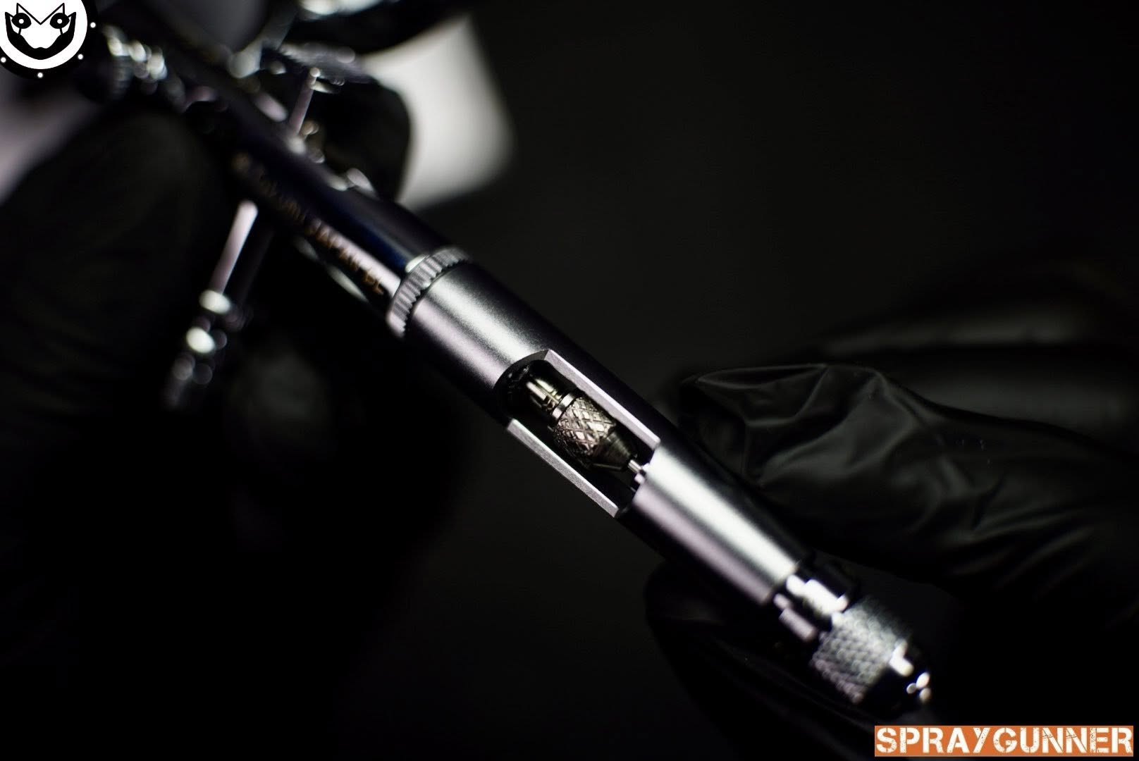 Iwata Custom Micron Takumi Side Feed Dual Action Airbrush - Urbanlystore