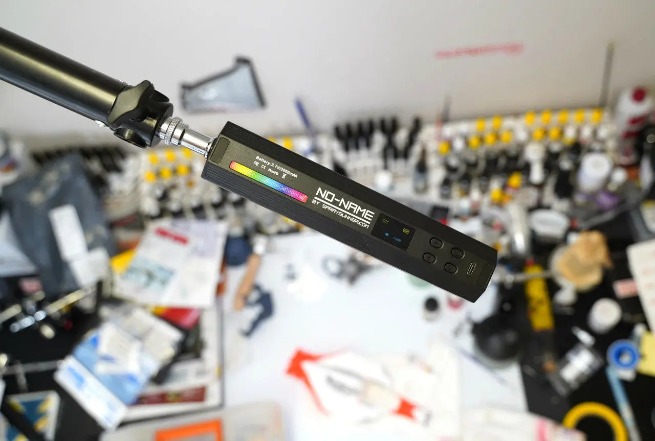 RGB LED light with magnets and battery - Urbanlystore